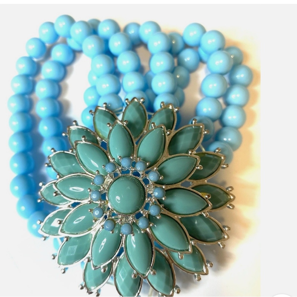 Blue and Green Floral stretch bracelet